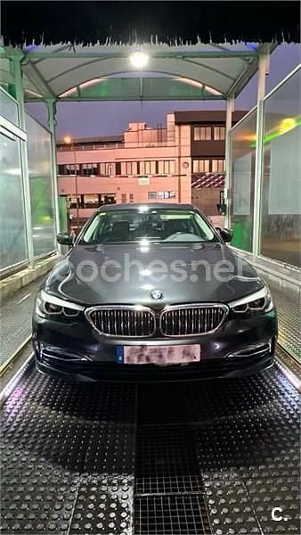 Negro Usado 2020 BMW 520 Berlina | 28.900 € (Buen precio) - Imagen 1/4