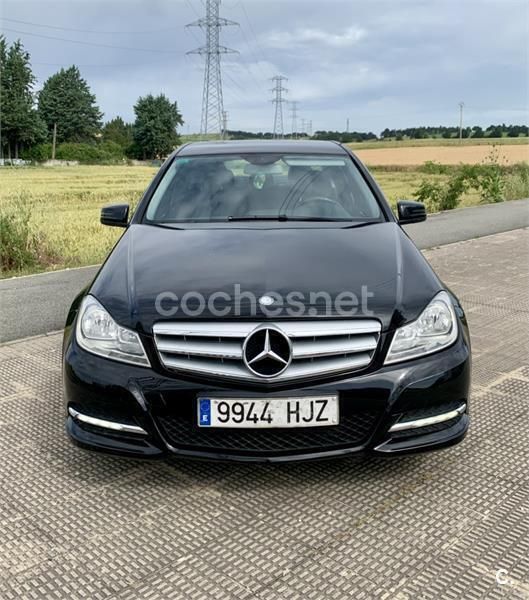 Negro Usado 2012 Mercedes C200 Berlina | 8900 € (Buen precio) - Imagen 1/4