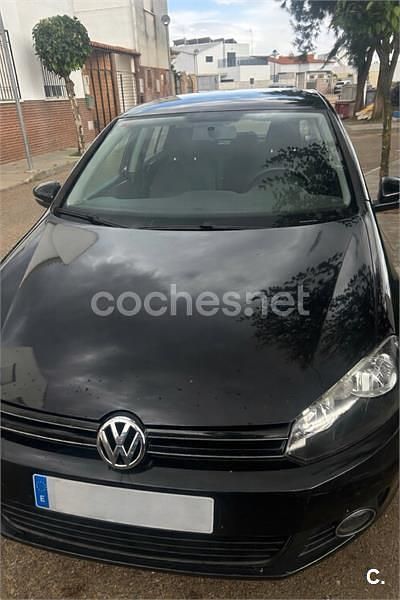 Usado VW Golf VI 105 CV (77 kW) 2011 Negro Utilitario