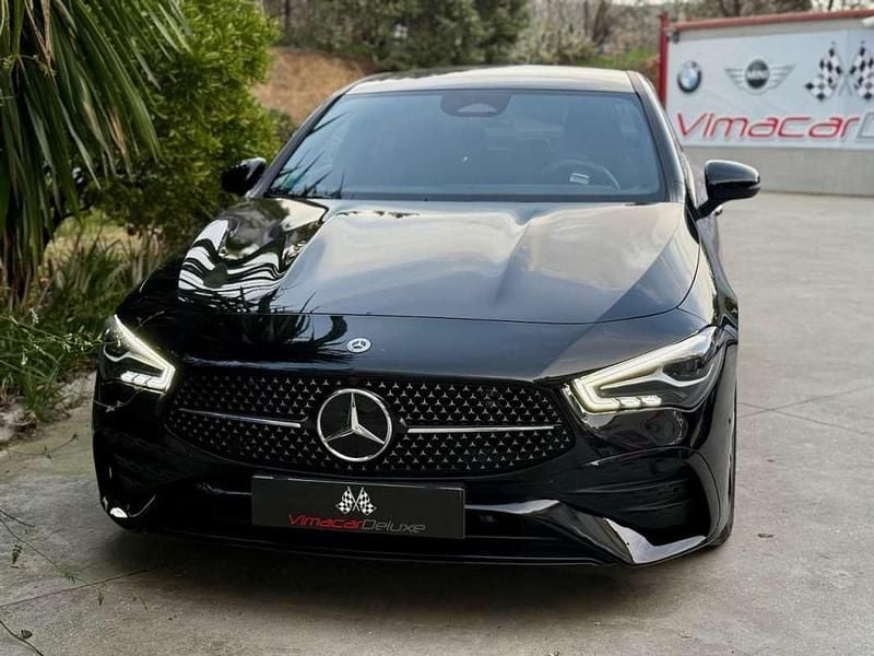 Usado Mercedes CLA200 163 CV (119 kW) 2025 Negro Coupe
