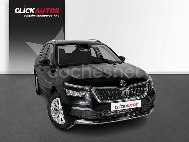 Usado Skoda Kamiq Ambition 110 CV (80 kW) 2023 Negro SUV