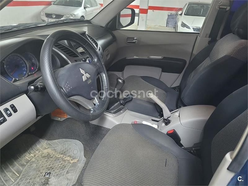 Usado Mitsubishi L200 Intense 167 CV (122 kW) 2007 Azul Pickup/Camioneta