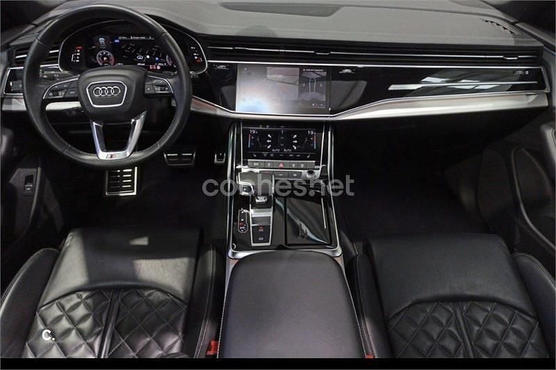 Usado Audi Q8 286 CV (210 kW) 2023 Negro SUV