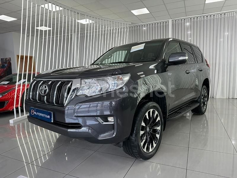 Gris / plata Usado 2023 Toyota Land Cruiser SUV | 59.990 € (Precio justo) - Imagen 1/4
