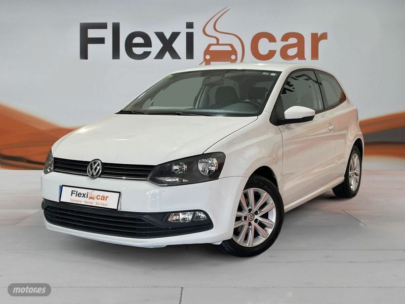 Usado VW Polo Edition 75 CV (55 kW) 2015 Blanco Utilitario