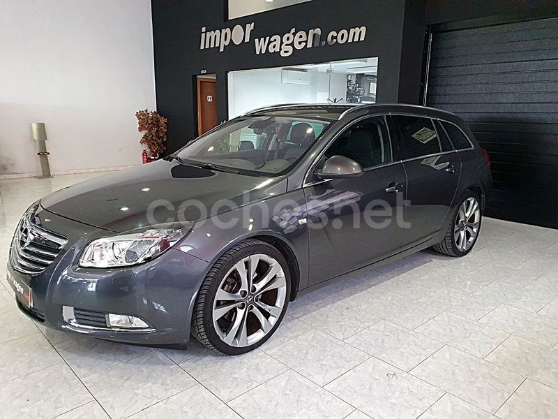 Gris Usado 2010 Opel Insignia Sport Familiar | 9900 € (Precio justo) - Imagen 1/4