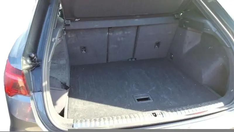 Usado Audi Q3 150 CV (110 kW) 2024 Gris/plata SUV