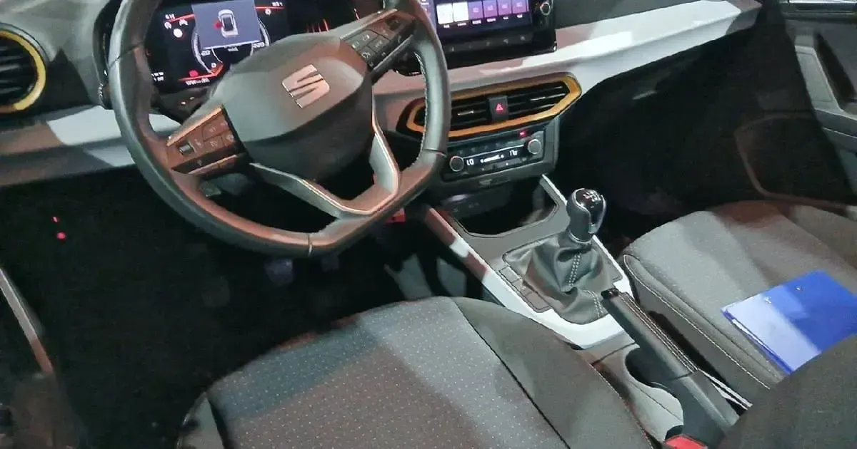 Usado Seat Arona Style 115 CV (84 kW) 2025 SUV