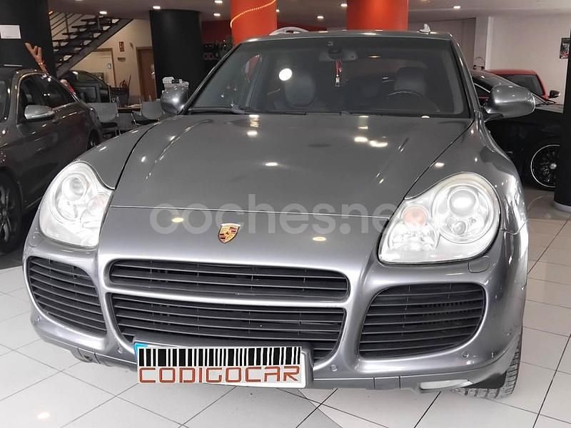 Usado Porsche Cayenne Turbo 450 CV (330 kW) 2003 Gris / plata SUV