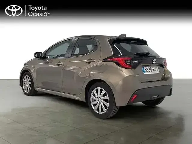 Usado Toyota Yaris Active 116 CV (85 kW) 2023 Otro Utilitario