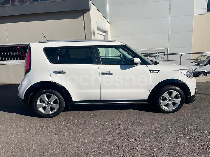 Usado Kia Soul 132 CV (97 kW) 2017 Blanco SUV