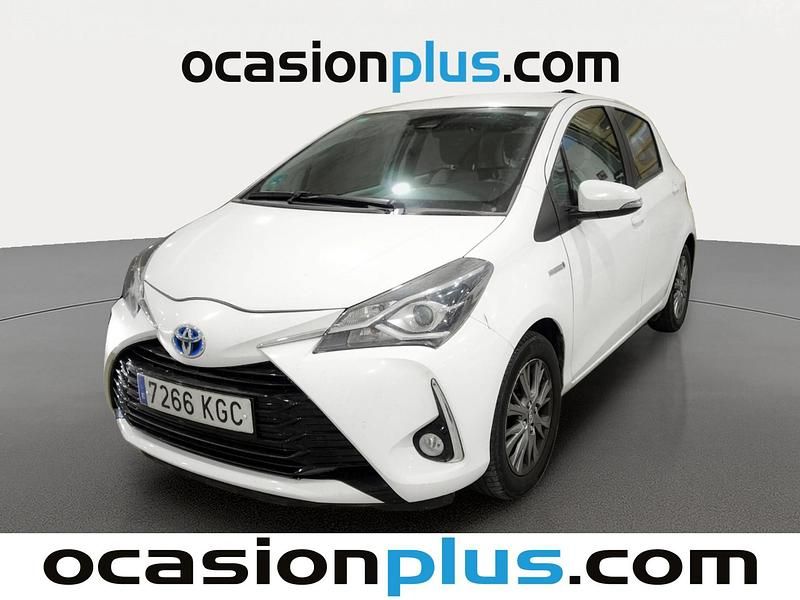 Blanco Usado 2017 Toyota Yaris Hybrid Active Utilitario | 12.190 € (Precio justo) - Imagen 1/4