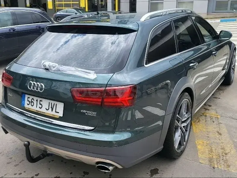 Usado Audi A6 Allroad Advanced 320 CV (235 kW) 2016 Verde Familiar