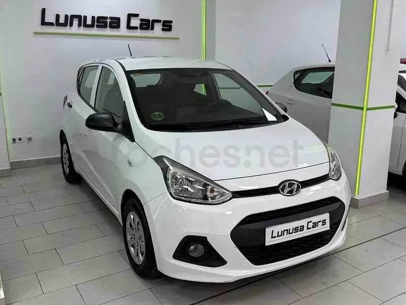 Usado Hyundai i10 67 CV (49 kW) 2016 Blanco Utilitario