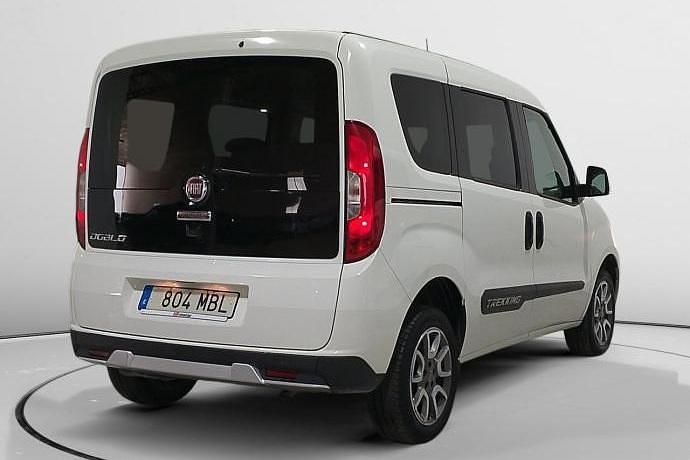 Brugt Fiat Doblò Trekking 120 HK (88 kW) 2022 MPV