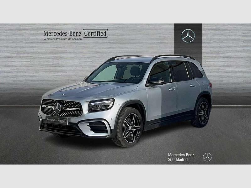 Plateado Usado 2025 Mercedes GLB200 SUV | 45.595 € (Precio justo) - Imagen 1/4