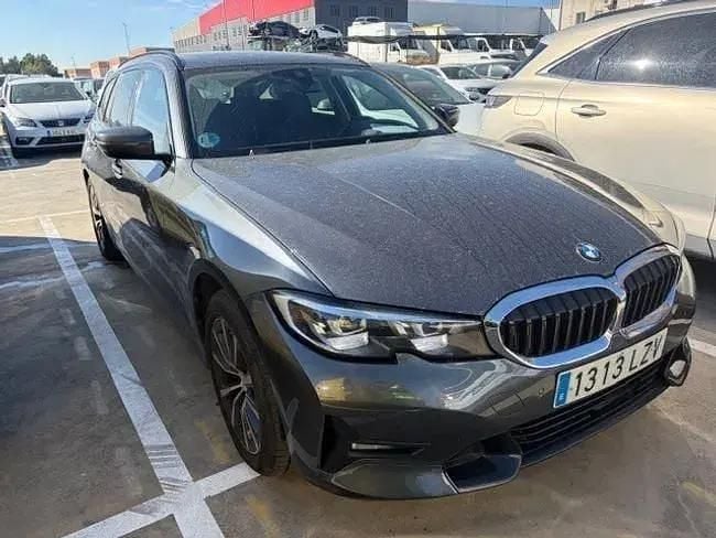 Occasion BMW 318 Shadowline 150 ch (110 kW) 2022 Gris Break