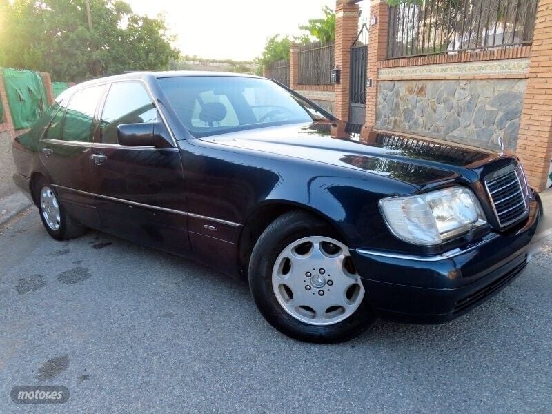Usado Mercedes S300 177 CV (130 kW) 1998 Azul Berlina
