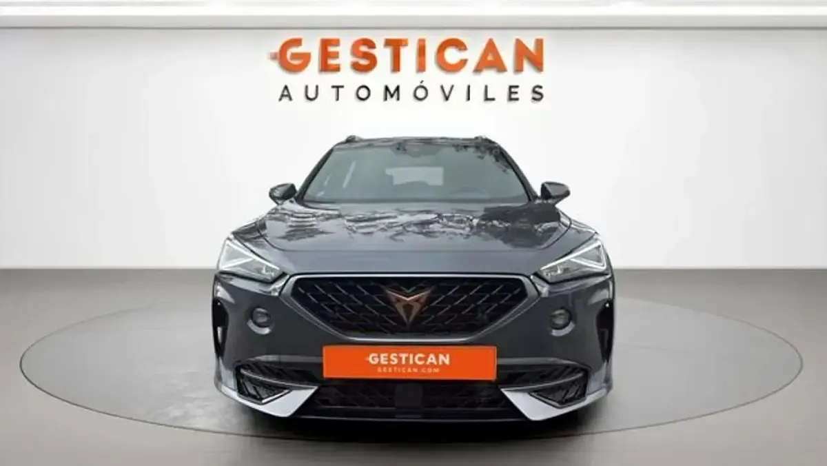Usado Cupra Formentor 204 CV (150 kW) 2022 Gris SUV