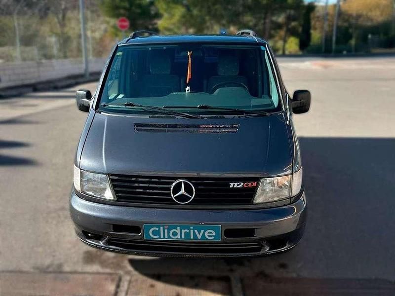 Usado Mercedes Vito 122 CV (89 kW) 2002 Gris Van