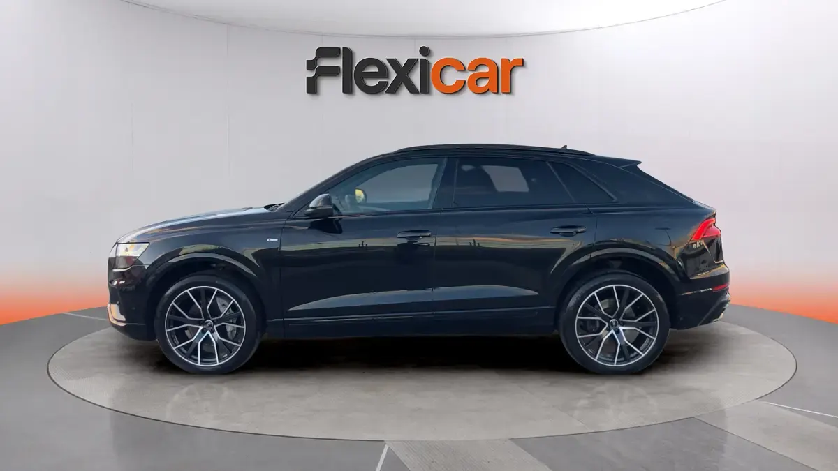 Usado Audi Q8 Premium 286 CV (210 kW) 2022 Negro SUV