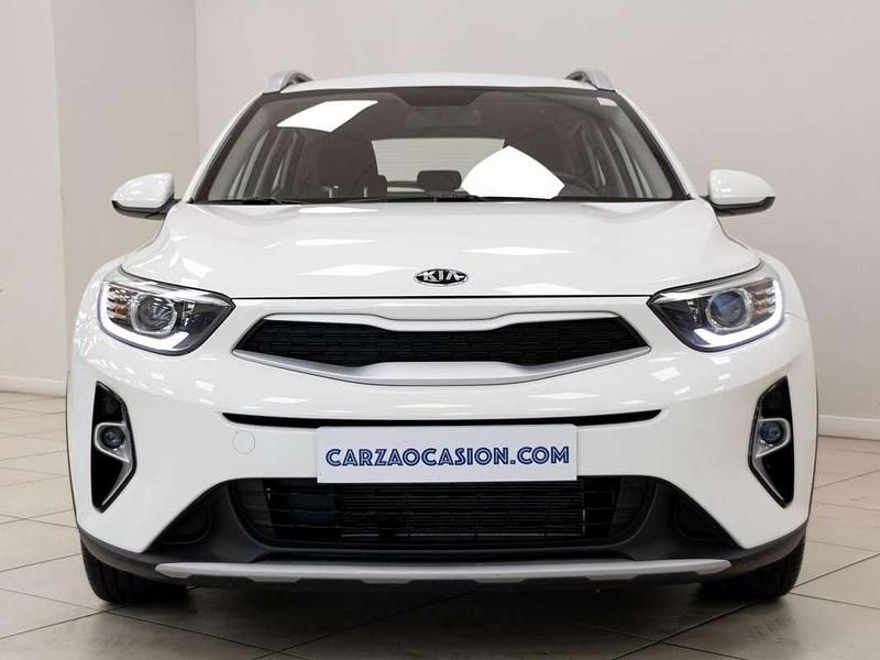Usado Kia Stonic 101 CV (74 kW) 2021 Blanco SUV