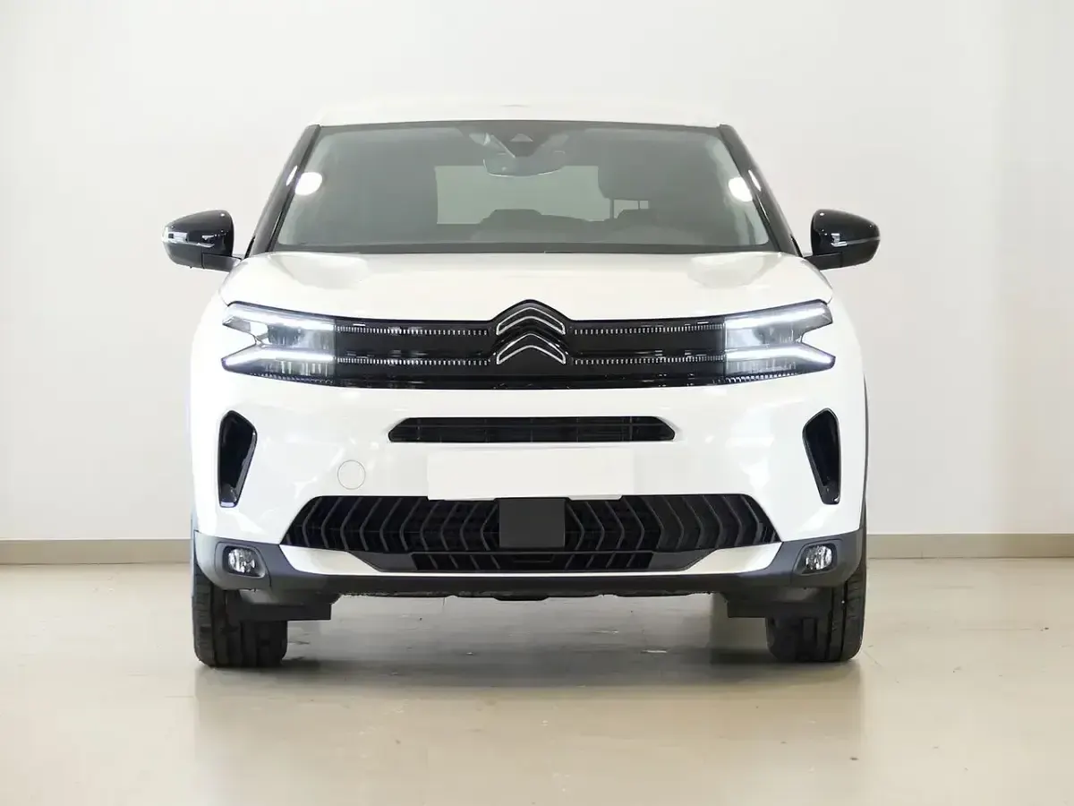 Usado Citroën C5 Aircross Feel 225 CV (165 kW) 2022 Blanco SUV