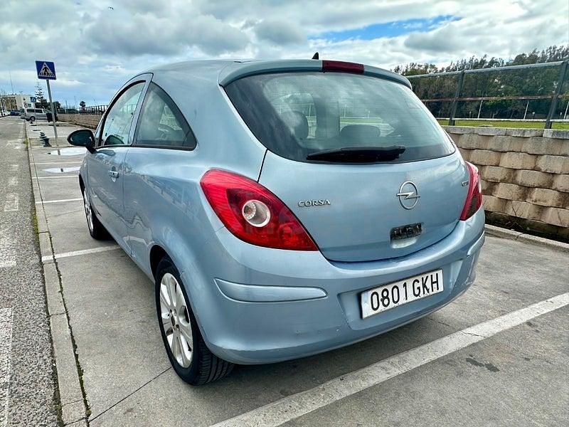 Usado Opel Corsa 90 CV (66 kW) 2008 Gris / plata Utilitario
