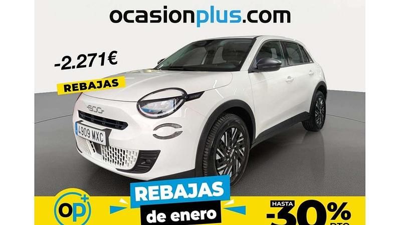 Blanco Usado 2024 Fiat 600 SUV | 17.228 € (Precio justo) - Imagen 1/4
