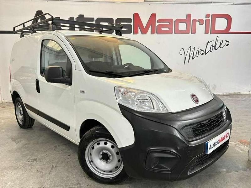 Blanco Usado 2020 Fiat Fiorino Monovolumen | 8990 € (Precio justo) - Imagen 1/4