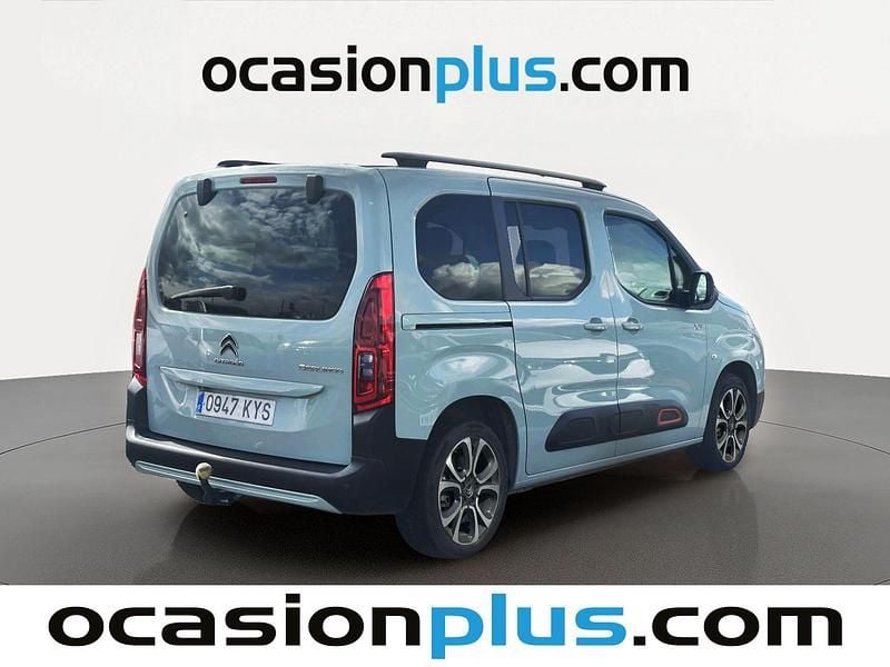 Usado Citroën Berlingo Shine 102 CV (75 kW) 2019 Verde Monovolumen