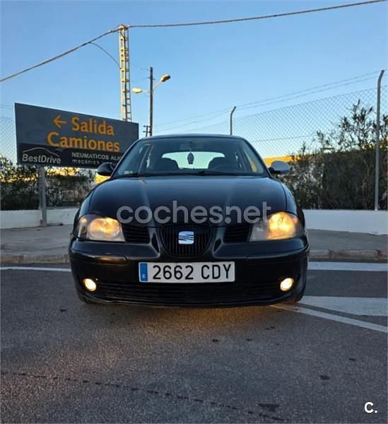 Negro Usado 2003 Seat Ibiza Sport Berlina | 1900 € (Buen precio) - Imagen 1/4