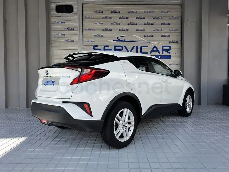 Usado Toyota C-HR Advance 122 CV (89 kW) 2022 Blanco SUV
