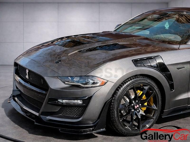 Usado Ford Mustang Fastback 291 CV (214 kW) 2020 Gris / plata Coupe