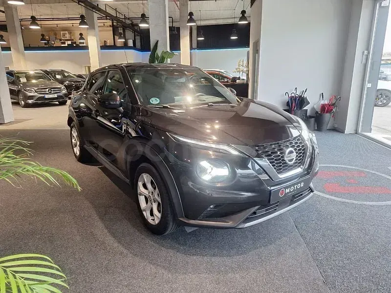 Usado Nissan Juke Tekna 117 CV (86 kW) 2019 Negro SUV