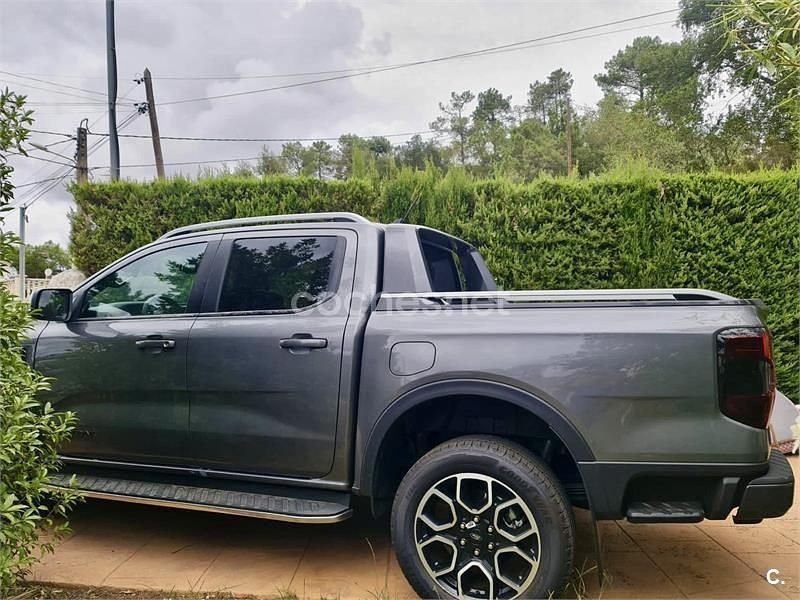 Usado Ford Ranger Wildtrack 205 CV (150 kW) 2023 Gris / plata Recogida