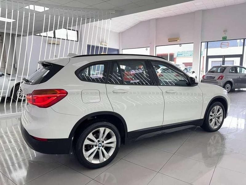 Usado BMW X1 Sport Line 140 CV (102 kW) 2020 Blanco SUV