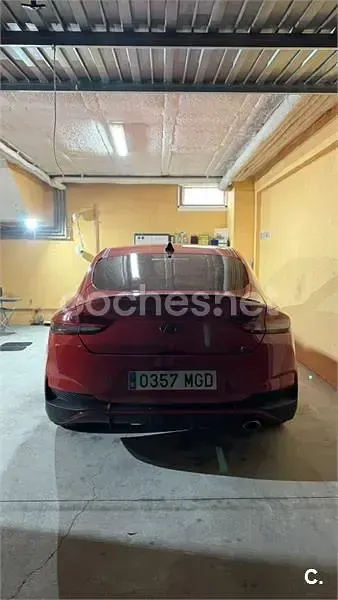 Usado Hyundai i30 N Line 120 CV (88 kW) 2023 Rojo Berlina