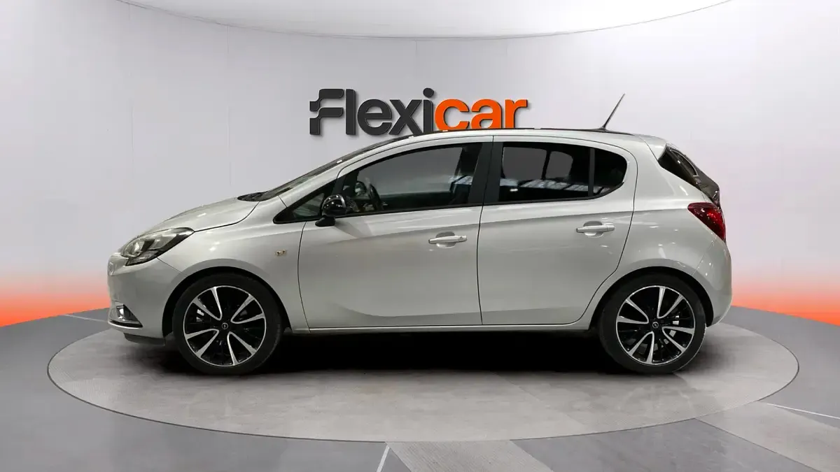 Usado Opel Corsa Design Edition 90 CV (66 kW) 2019 Gris Utilitario