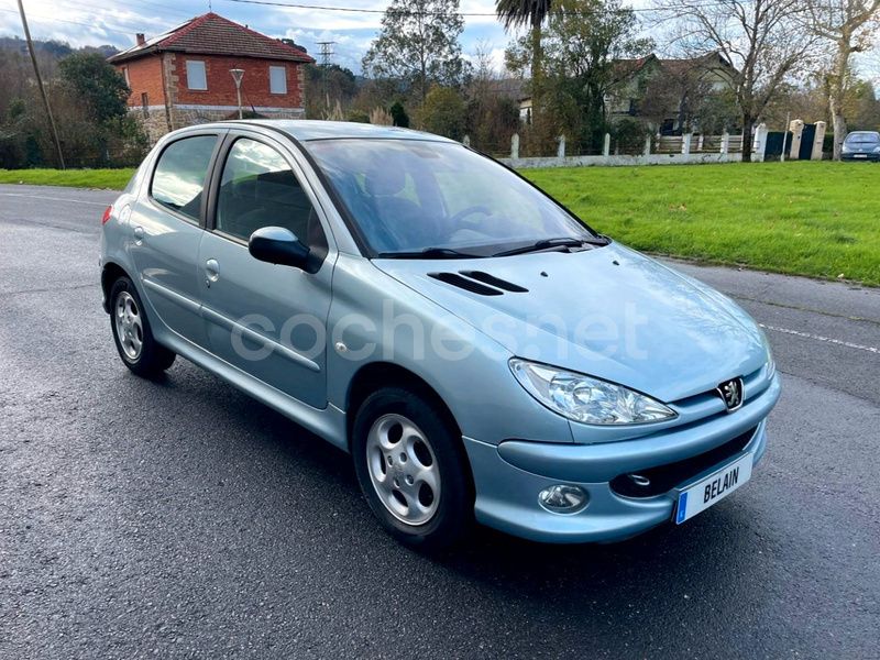 Azul Usado 2005 Peugeot 206 Berlina | 2999 € (Precio justo) - Imagen 1/4