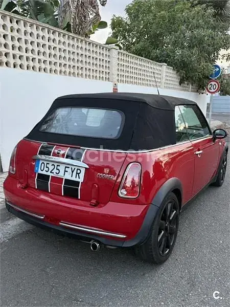 Usado Mini Cooper Cabriolet 116 CV (85 kW) 2007 Rojo Descapotable