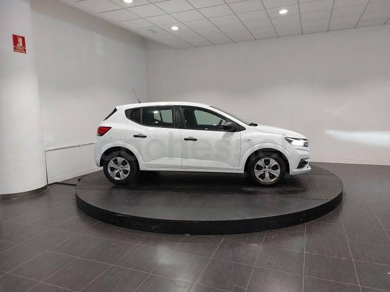 Usado Dacia Sandero Essentiel 101 CV (74 kW) 2022 Blanco Berlina
