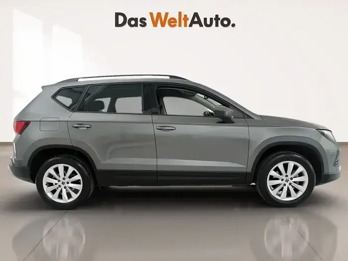 Usado Seat Ateca Style 150 CV (110 kW) 2025 Gris SUV