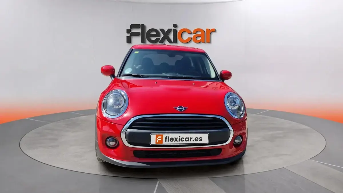 Usado Mini ONE 102 CV (75 kW) 2020 Rojo Utilitario