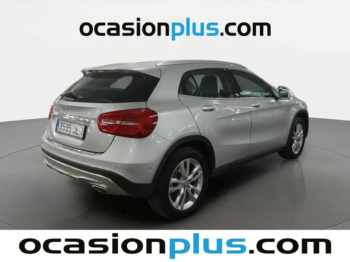 Używany Mercedes GLA220 Style 177 KM (130 kW) 2016 Szary SUV