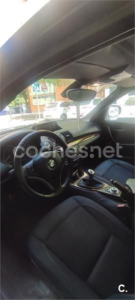 Usado BMW 118 143 CV (105 kW) 2010 Negro Utilitario