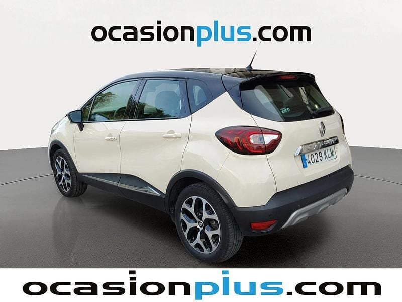 Usado Renault Captur Zen 90 CV (66 kW) 2018 Beige SUV