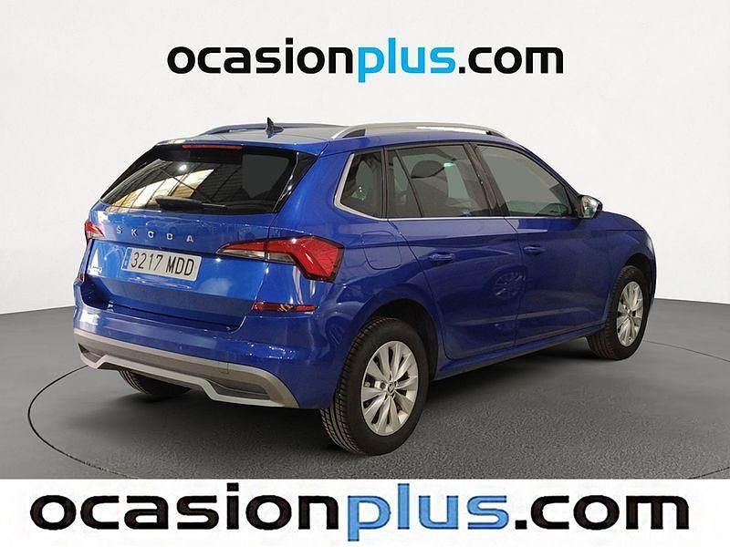 Usado Skoda Kamiq Ambition 110 CV (80 kW) 2022 Azul SUV