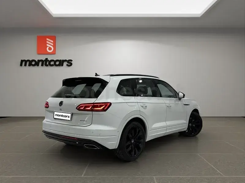 Usado VW Touareg R 462 CV (339 kW) 2021 Blanco SUV