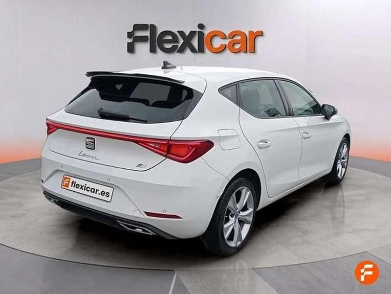 Usado Seat Leon ST FR 150 HP (110 kW) 2022 Branco Carrinha